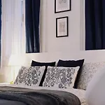 New! Mucha 3bdr Flat In Heart Of The Center Apartmán