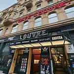 New! Mucha 3bdr Flat In Heart Of The Center