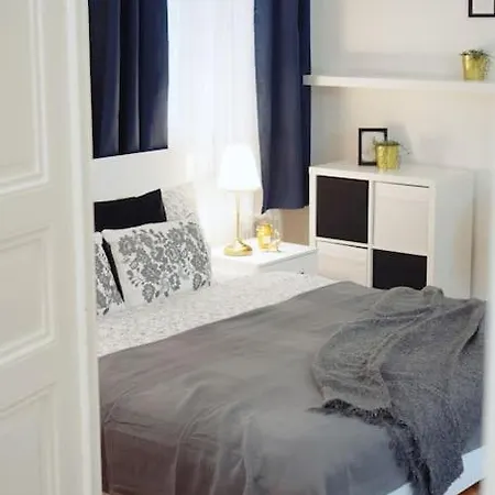 Apartmán New! Mucha 3bdr Flat In Heart Of The Center *