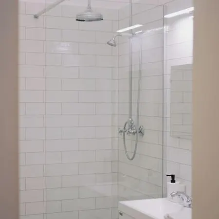 New! Mucha 3bdr Flat In Heart Of The Center Apartmán *