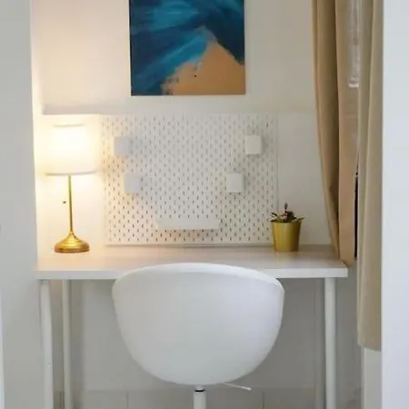 New! Mucha 3bdr Flat In Heart Of The Center Apartmán *