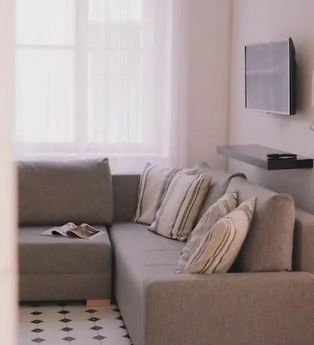 New! Mucha 3bdr Flat In Heart Of The Center Apartmán