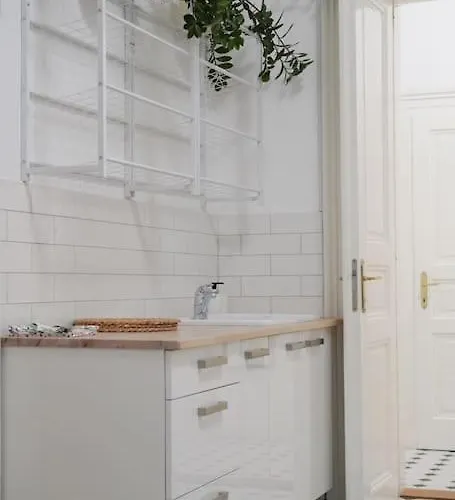 New! Mucha 3bdr Flat In Heart Of The Center Apartmán Praha