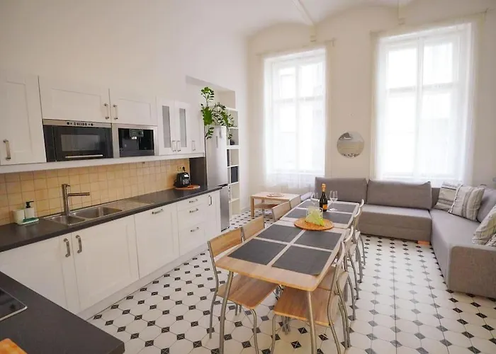 Apartmán New! Mucha 3bdr Flat In Heart Of The Center Praha