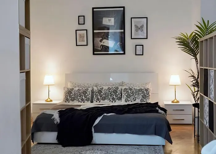 New! Mucha 3bdr Flat In Heart Of The Center Apartmán Praha