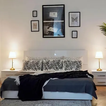 New! Mucha 3bdr Flat In Heart Of The Center 公寓 布拉格
